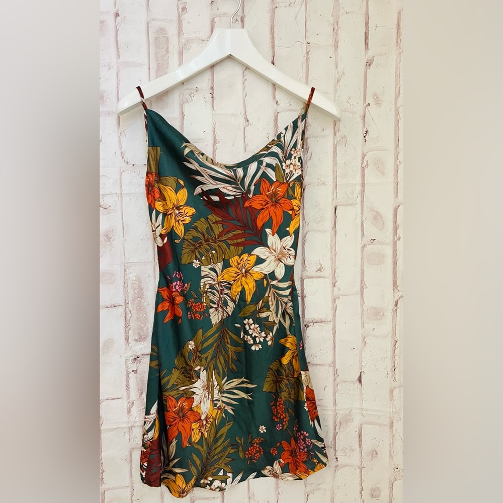 Privé Tropical Print Cami Dress - Picture 1 of 6